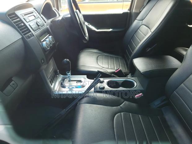Nissan Elgrand 2006 White