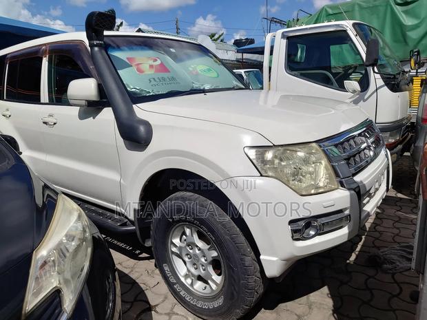 Mitsubishi Pajero 3.8 V6 GLS/GLX 2010 White