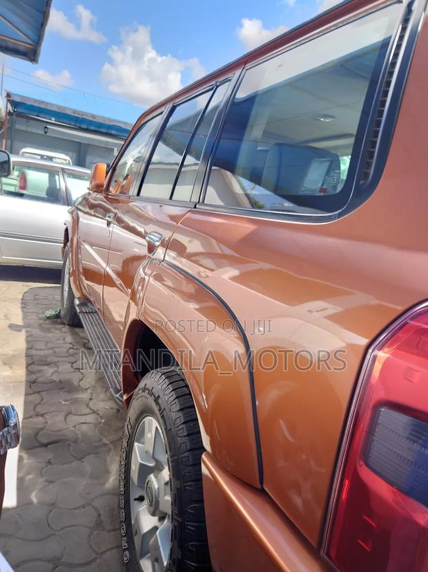 Nissan Patrol 4.8 GRX Tiptronic 2007 Orange