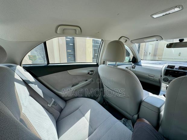 Toyota Axio 1.5 X 2WD 2011 Silver