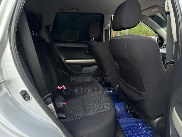 Toyota IST 2004 Silver