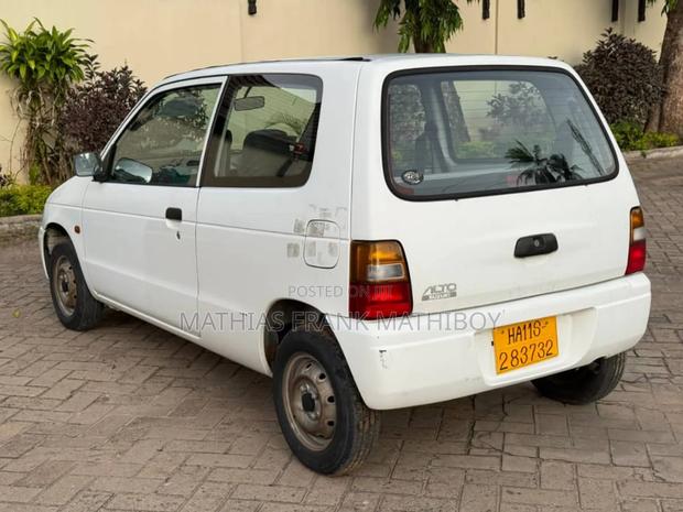 Suzuki Alto 1998 White