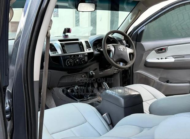 Toyota Hilux 2008 Gray