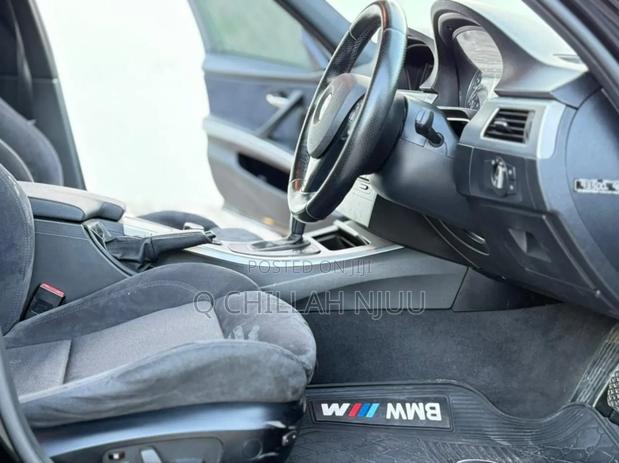 BMW 3 Series 2011 Black