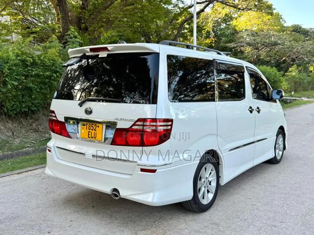 Toyota Alphard 2008 White