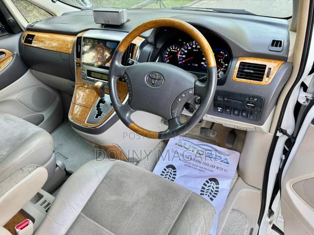 Toyota Alphard 2008 White