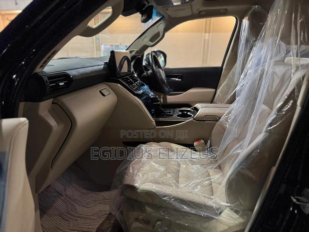 Toyota Land Cruiser 2023 Blue