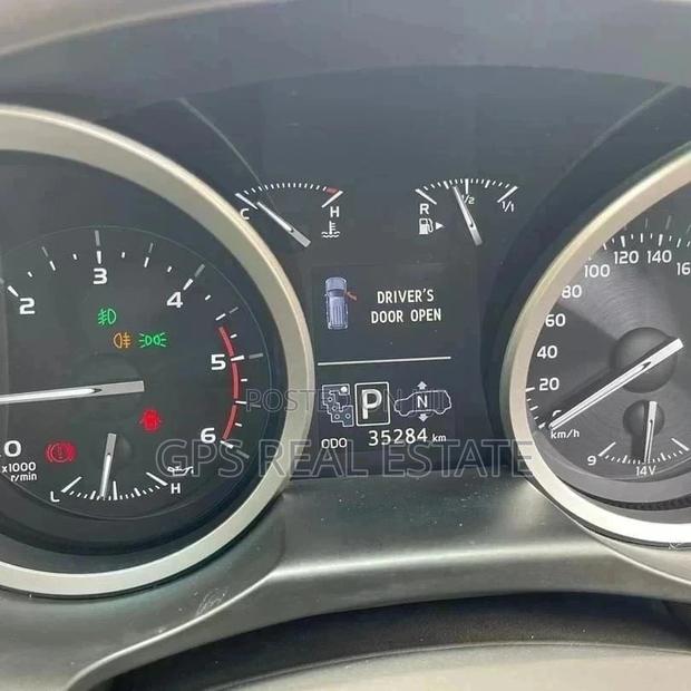 New Toyota Land Cruiser 2012 4.5 V8 DLX Black