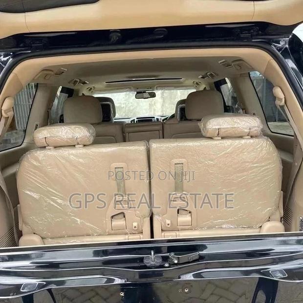 New Toyota Land Cruiser 2012 4.5 V8 DLX Black