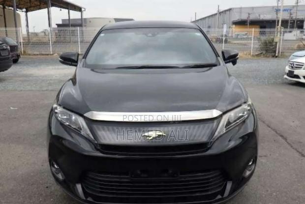 Toyota Harrier 2.0 4WD 2014 Black