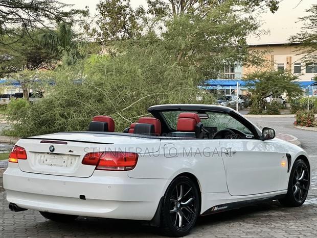 BMW 3 Series 2009 Pearl