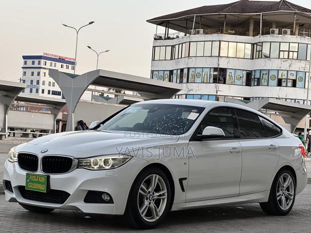 BMW 320i 2013 White