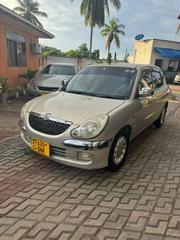 Toyota Duet 2002 Gold for sale