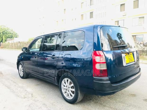 Toyota Probox 2011 Blue