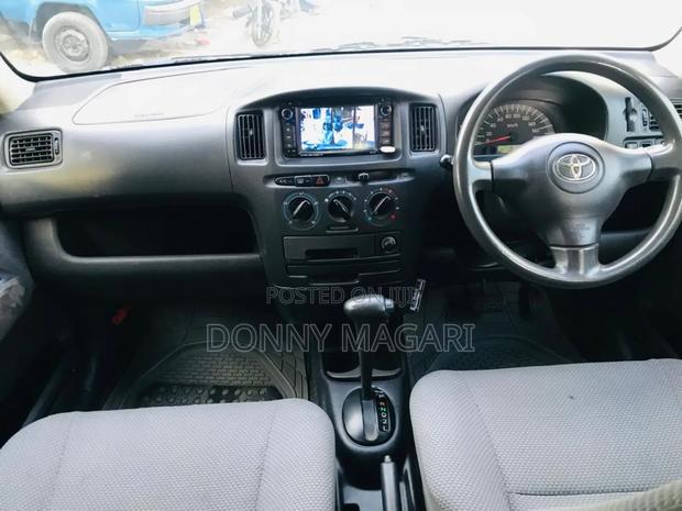 Toyota Probox 2011 Blue