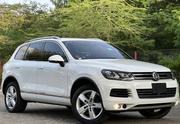 Volkswagen Touareg 2013 White for sale