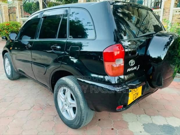 Toyota RAV4 2004 Black