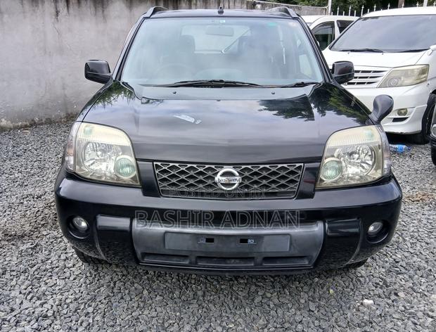 Nissan X-Trail 2.0 2004 Black