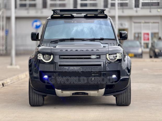 Land Rover Defender X-Dynamic SE 2023 Gray