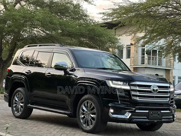 New Toyota Land Cruiser 2023 Black