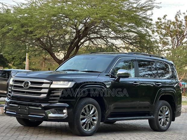 New Toyota Land Cruiser 2023 Black