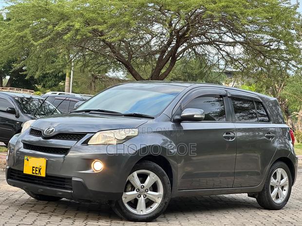Toyota IST 2008 Gray