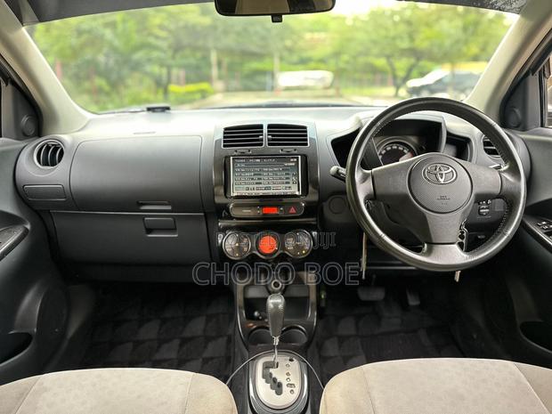 Toyota IST 2008 Gray