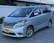 Toyota Vellfire 2009 Silver for sale