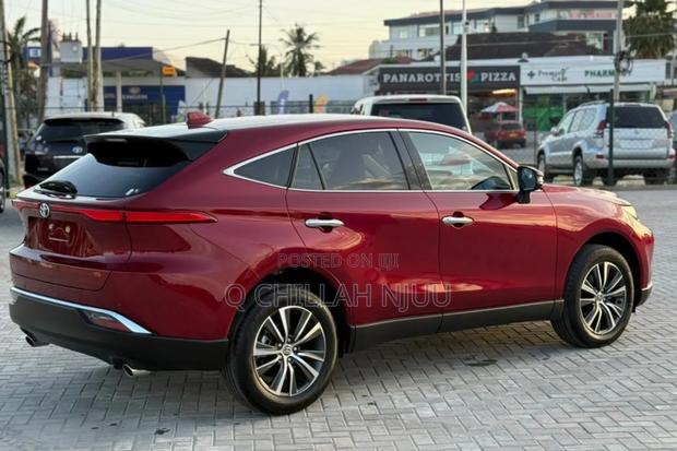 Toyota Harrier 2025 Red