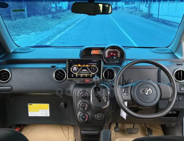 Toyota Porte 2015 Blue