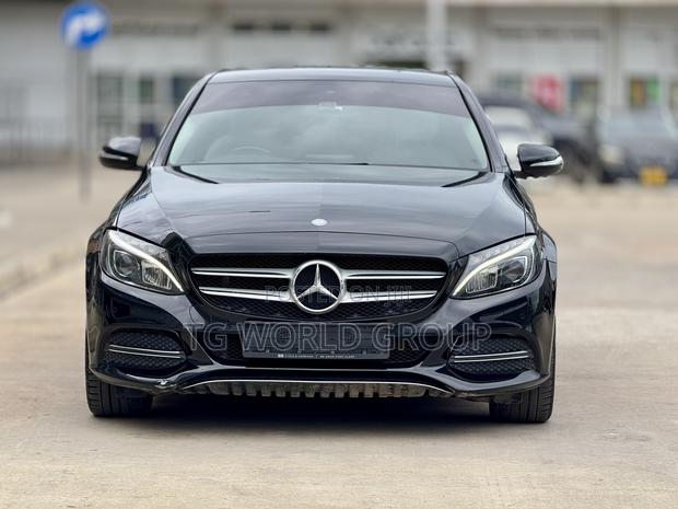 Mercedes-Benz C-Class C 180 (C204) 2015 Black