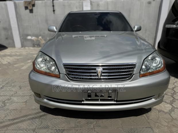 Toyota Mark II 2002 Silver
