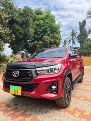 Toyota Hilux 2018 Red for sale