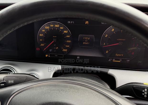 Mercedes-Benz E200 2016 Pearl