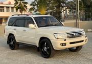 Toyota Land Cruiser 2001 White for sale