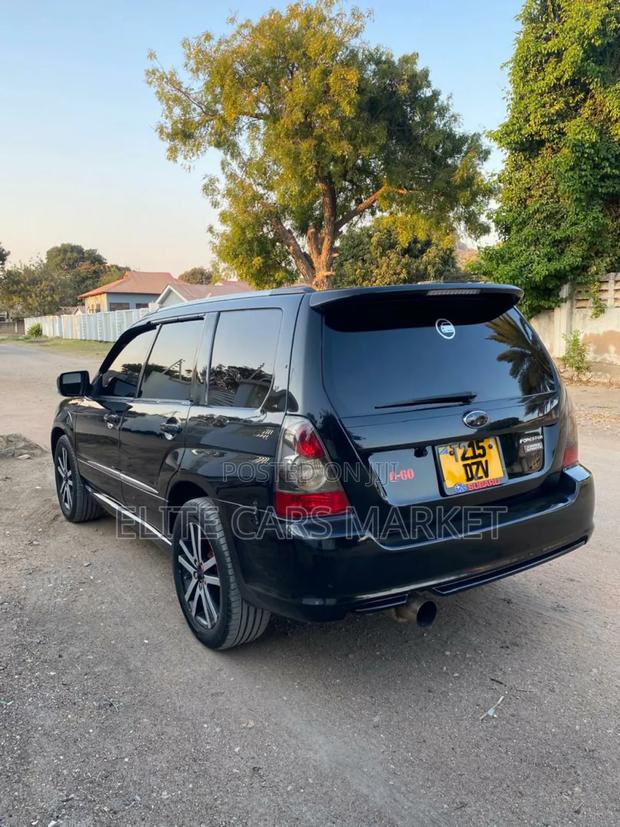 Subaru Forester 2006 Black