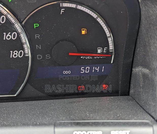 Toyota Crown 2006 Black