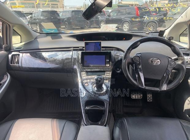 Toyota Prius 2011 Silver