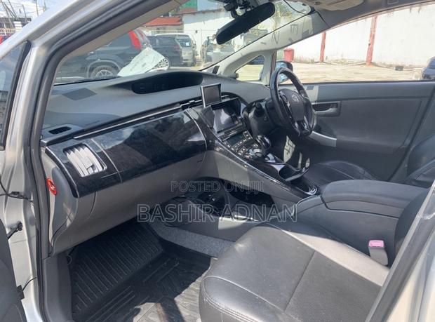 Toyota Prius 2011 Silver