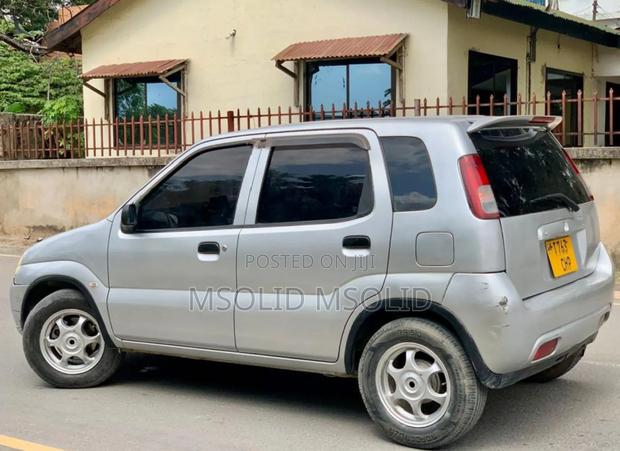 Suzuki Swift 2004 Silver