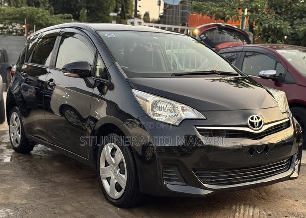 Toyota Ractis 2014 Black