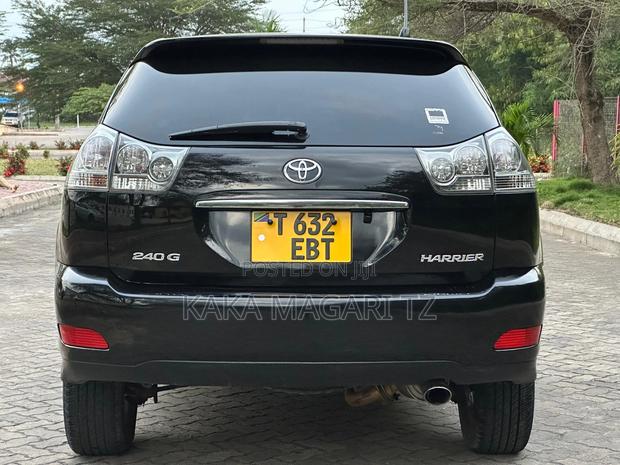 Toyota Harrier 2005 Black