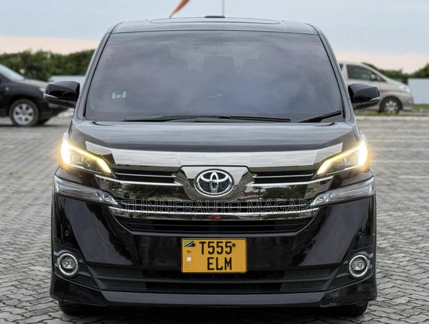 Toyota Vellfire 2015 Black