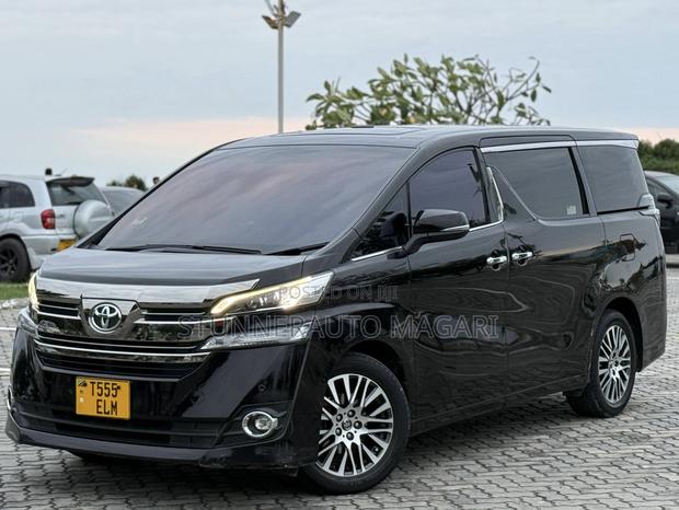Toyota Vellfire 2015 Black