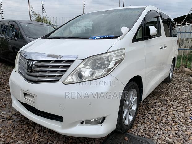 Toyota Alphard 2010 White