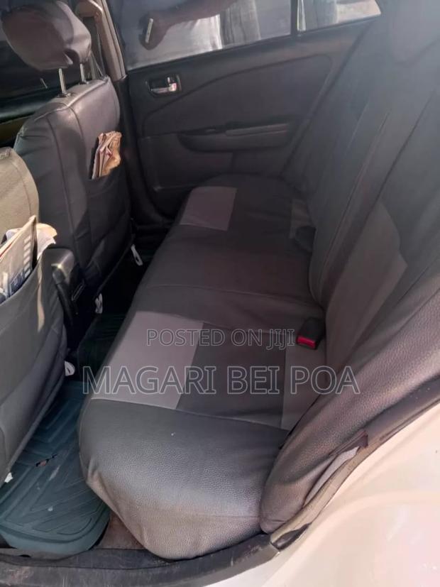 Toyota Carina 2001 White