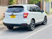 Subaru Forester 2012 White for sale