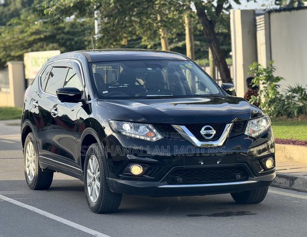 Nissan X-Trail 2.0 Petrol AWD 2015 Black