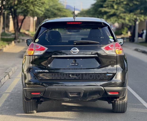 Nissan X-Trail 2.0 Petrol AWD 2015 Black