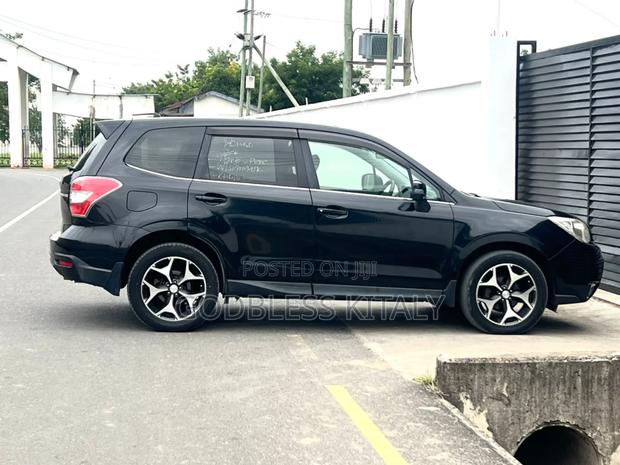 Subaru Forester 2012 Black